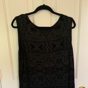Vikki Vi sleeveless top size 1X.
